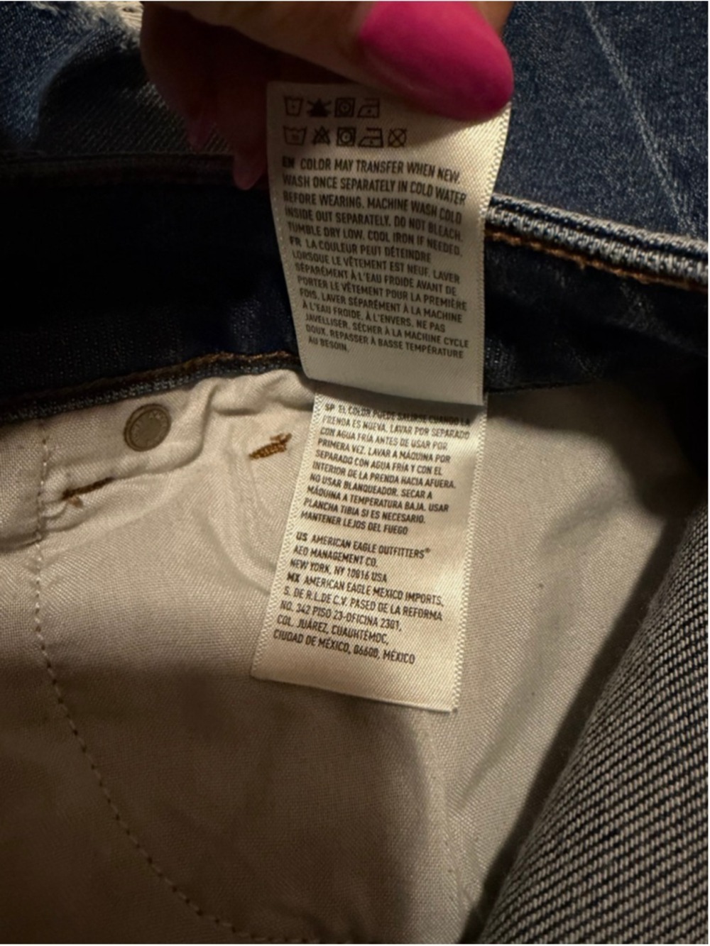 American Eagle Mom Jean Stretch - High-Waisted Distressed - Size 6 Regular - Picture 7 of 10